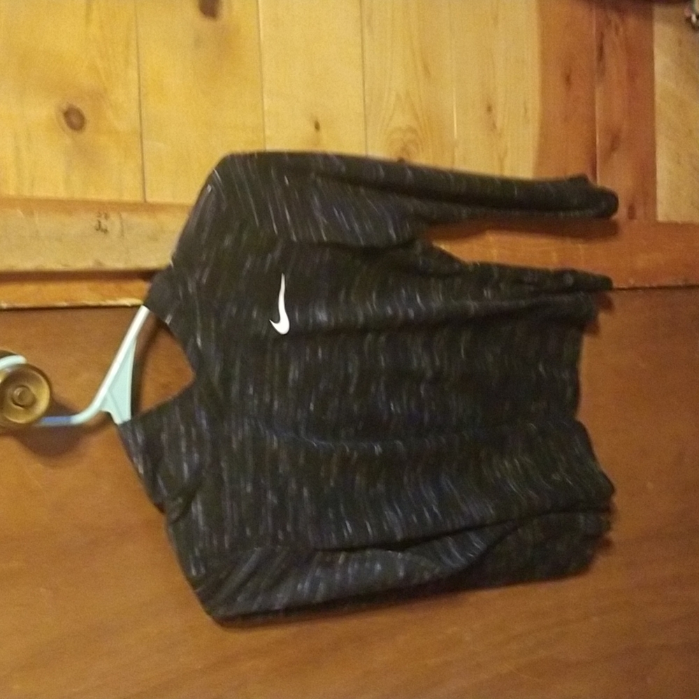 Nike, Large, black and white.